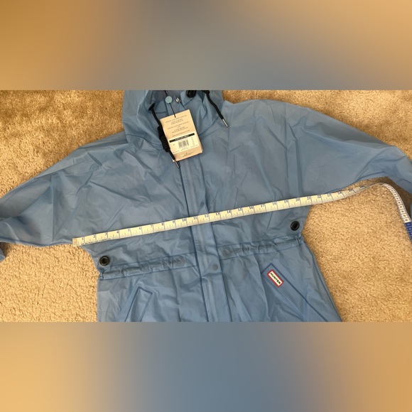 HUNTER - Hooded Waterproof Jacket
NWT/NEW Size XS - Picture 8 of 16